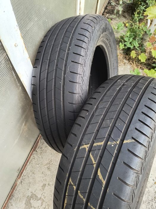 Set 4 Anvelope Vară 215/60 R17 96H Bridgestone Turanza T005