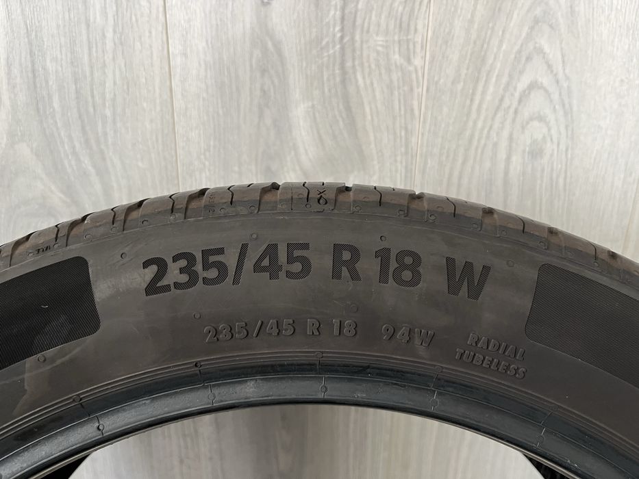 Летни гуми 235/45/18 Continental EcoContact 6