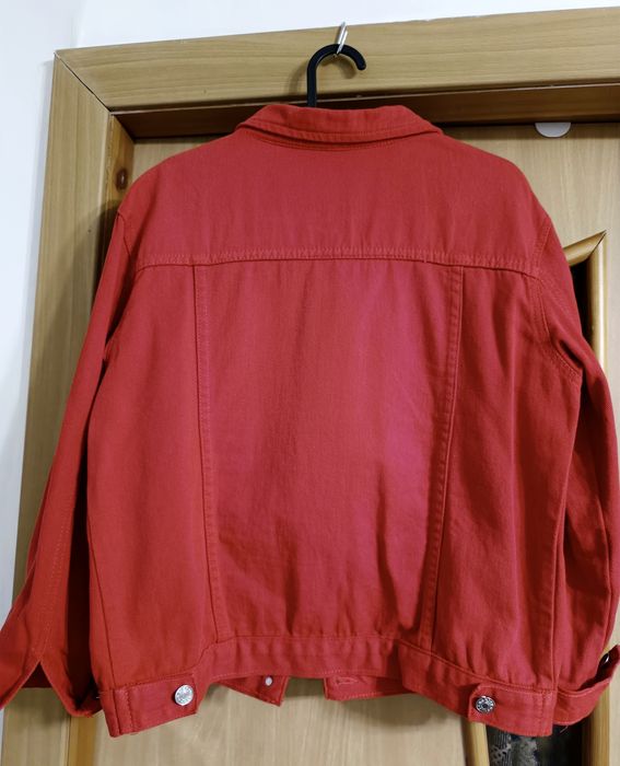 Две куртки джинсовые