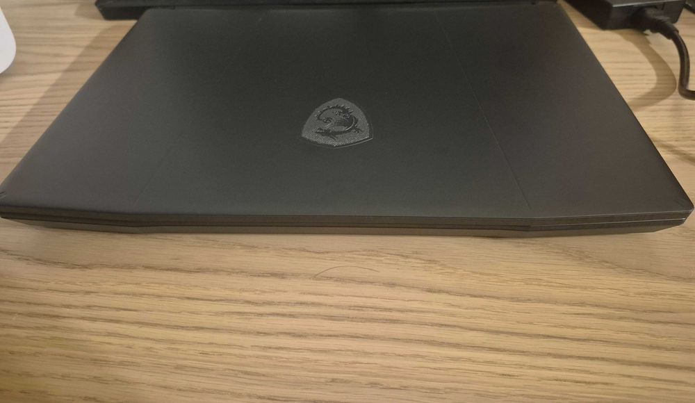 Laptop de Gaming MSI Katana 15hx B14WGK