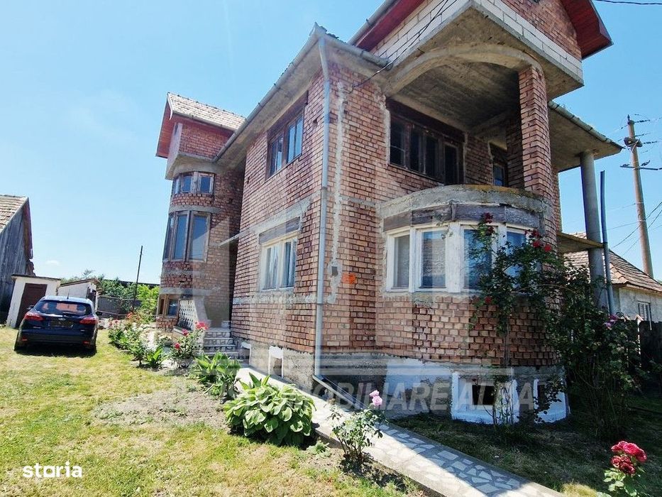 Casa individuala | 250 mp | 2457 mp teren | Sanmiclaus
