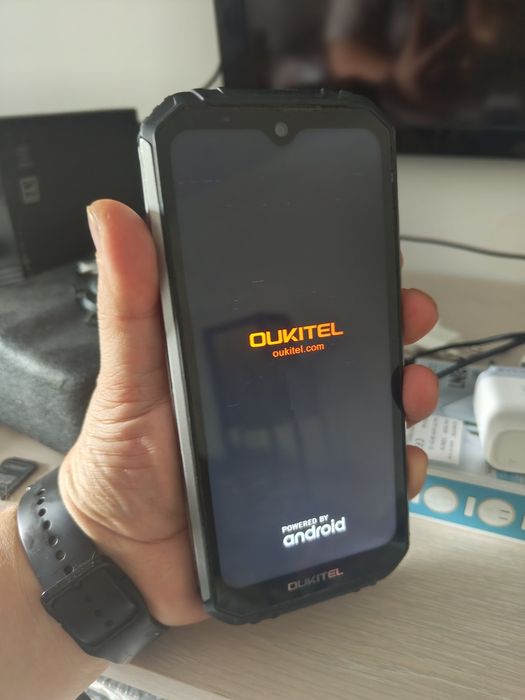 Oukitel WP6 Rugged (10.000 mAh) – Pentru piese sau recondiționat