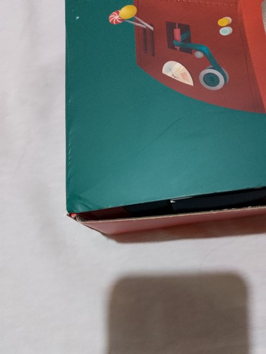 Кутия от адвент  календар на зелен