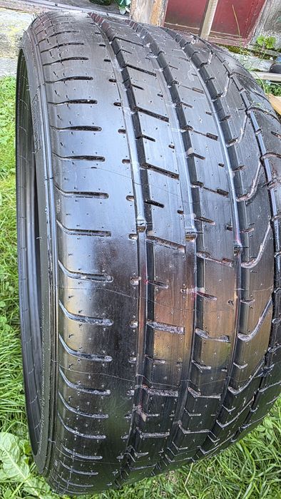 Vand 2 cauciucuri Noi run flat  Pirelli P zero 255 30 R19 dot 2025