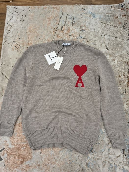 Pulover clasic Ami, guler rotund