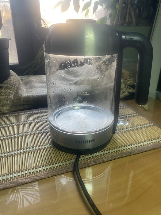 Чайник Philips HD 9339