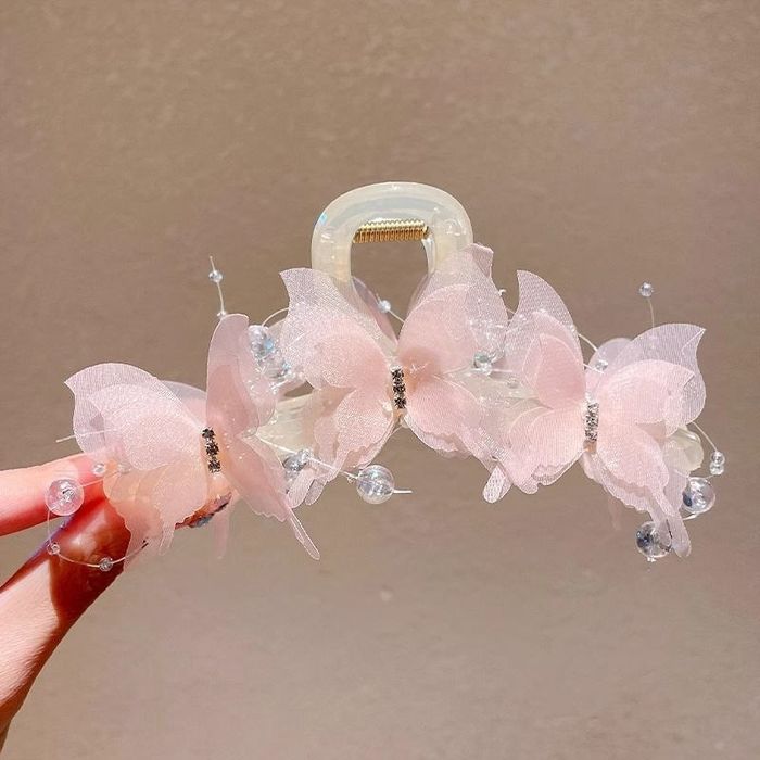 Chiroyi bilan kafolatlanadi