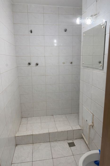 Apartament 2 camere spatiu comercial