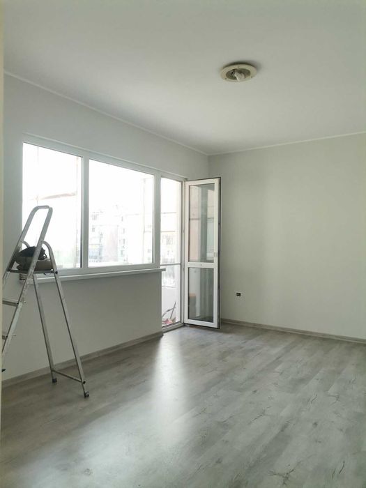 Продава се Едностаен апартамент в Пловдив, Център - 36 кв.м за 1903 €/кв.м - Снимка #2