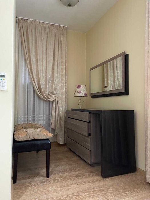 Триетажна къща в Бяла