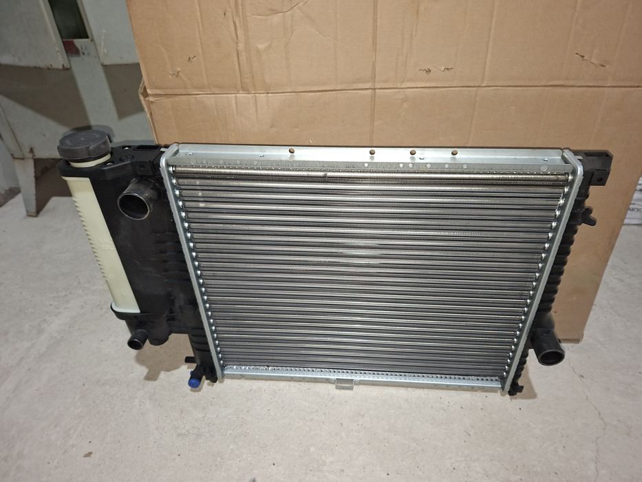 Радиатор охлаждения основной