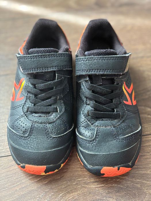 Детски спортни обувки, 28/29 номер. Купувани са от декатлон.