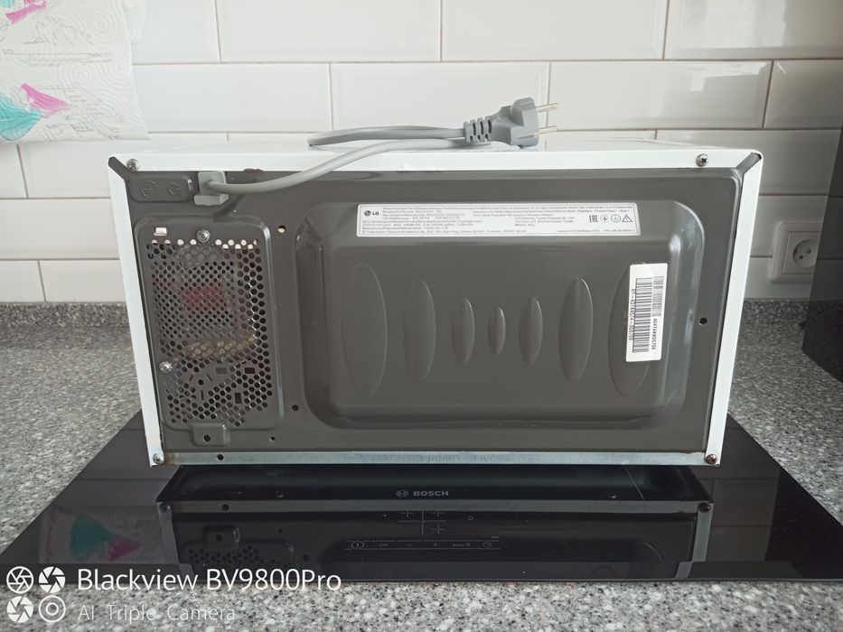 Микроволновка LG