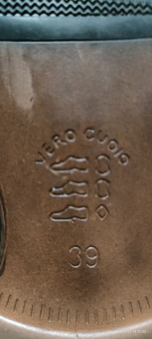 Pantofi eleganți purtați o dată măsură 39