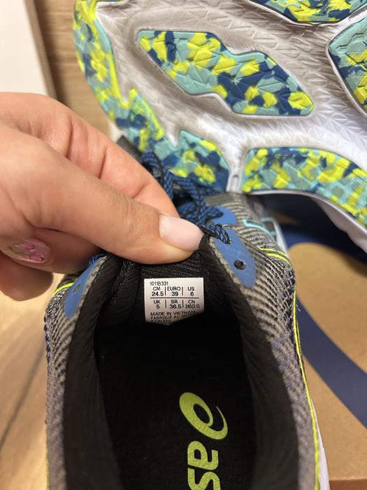 Дамски маратонки Asics