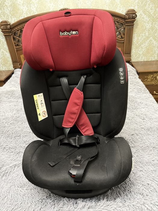 Деткое автокресло