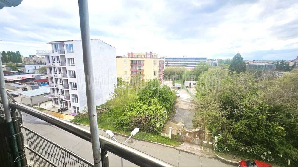 Продава се Двустаен апартамент в к.к. Слънчев бряг - 54 кв.м за 1056 €/кв.м - Снимка #12