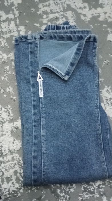 Кизлар учун янги жинси бурюки сотилади 110.000сум