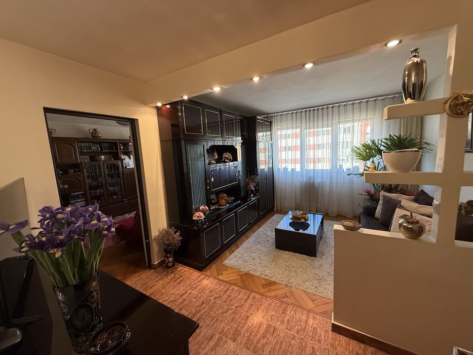PF apartament prima inchiriere!