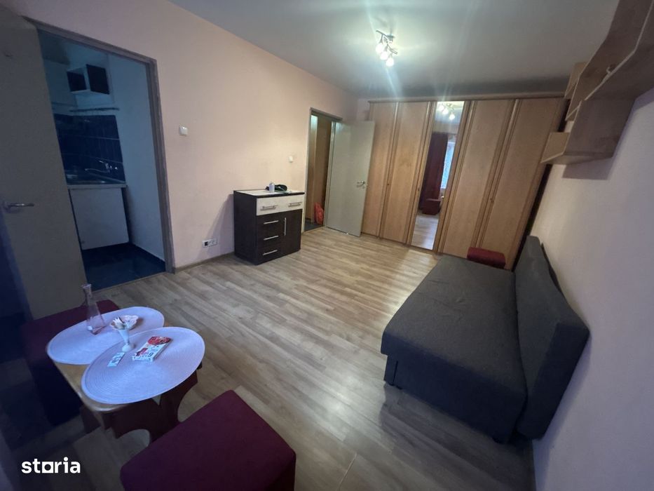 Mircea cel Bătrân -Cetatii/Gh. Lazăr 1 cameră ,Utilat.250 Euro