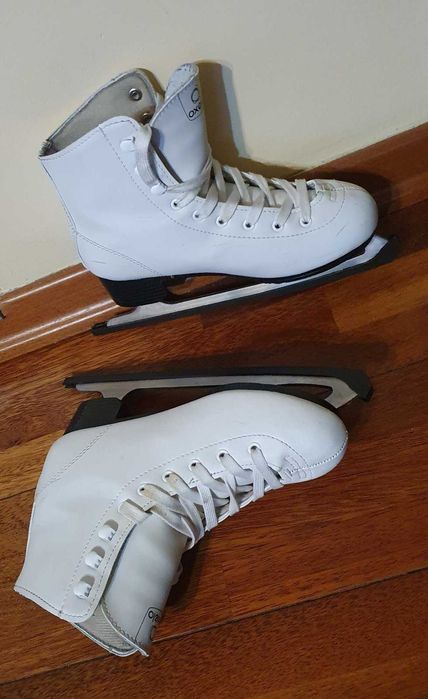 Кънки за фигурно пързаляне
