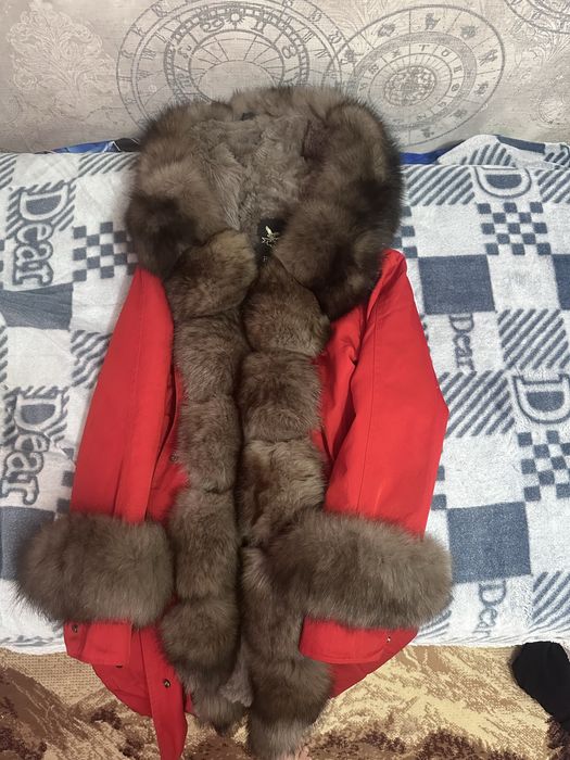 Парка 42 размер. В отличном состояние