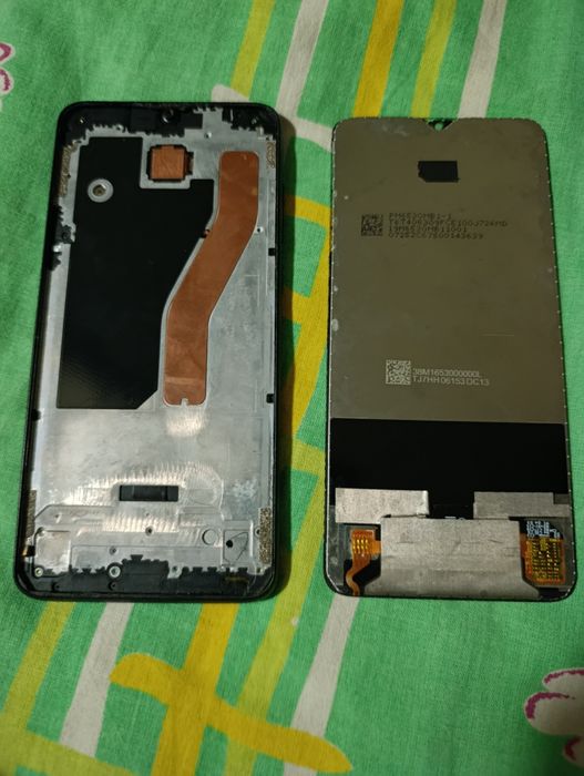 Прлдаю на запчасти redmi note 8pro