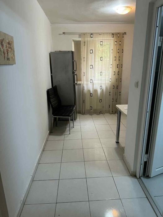 Proprietar închiriez ap o cameră zona Lipovei
