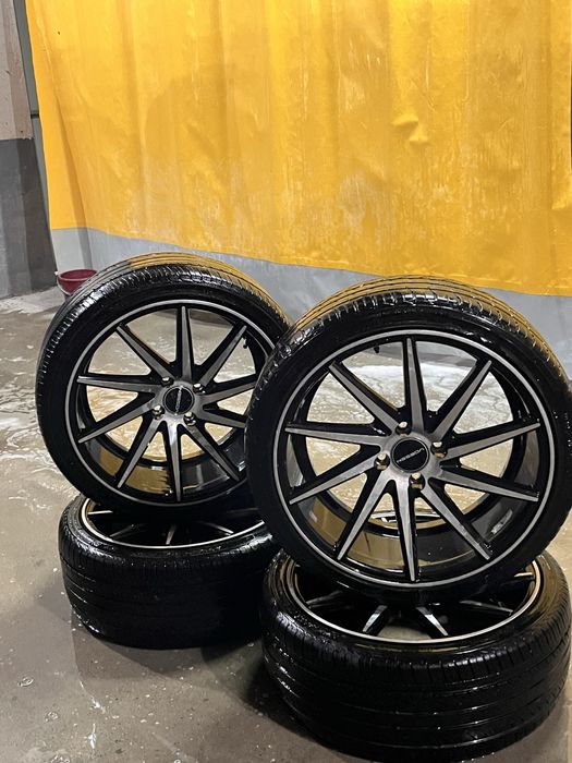 Воссен титанка буу