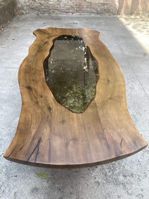 Трапезарна орехова маса 210 см