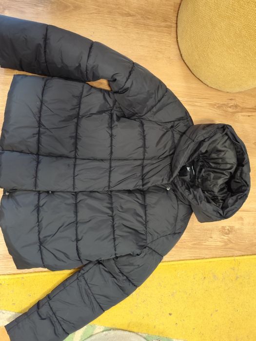 Дамско черно яке