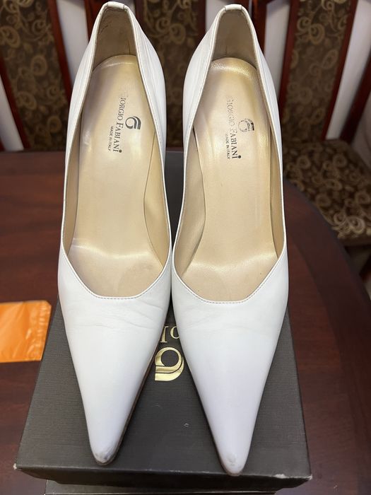 Женские туфли белые