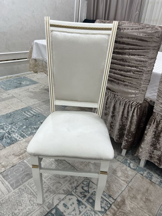 Стол,стулья вместе