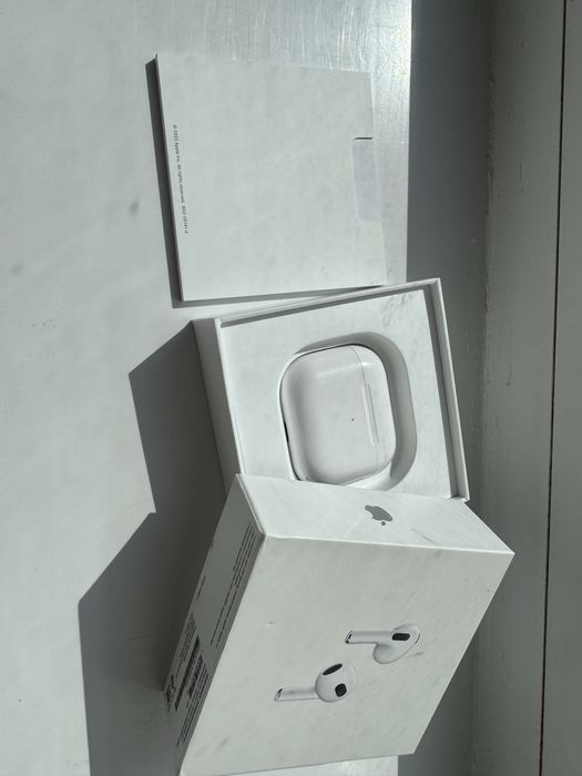 Airpods 3 оригинал с коробкой