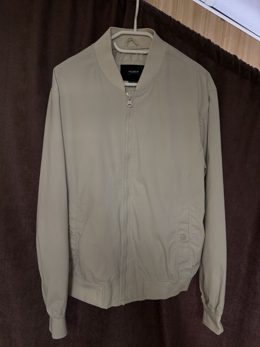 Бежово яке ветровка размер М