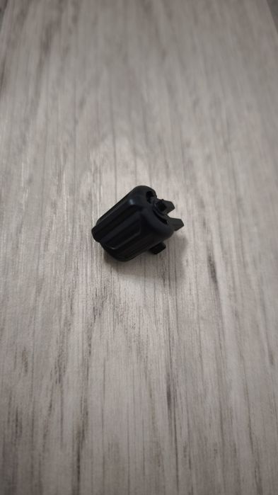 Rotita buton pilot automat volan Bmw F30 F32 F34 F36 
Culoare negru lucios.
Au ambal