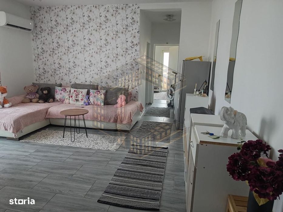 Apartament de închiriat , 2 camere, pet-friendly,loc de parcare,Giroc