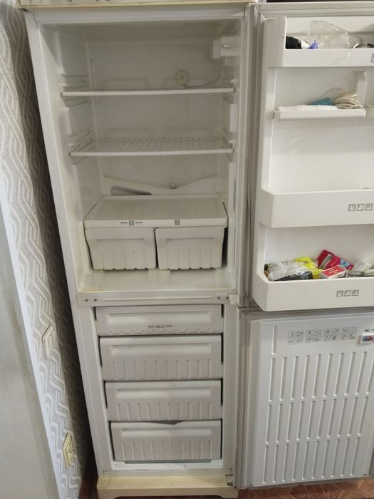 Продам холодильник