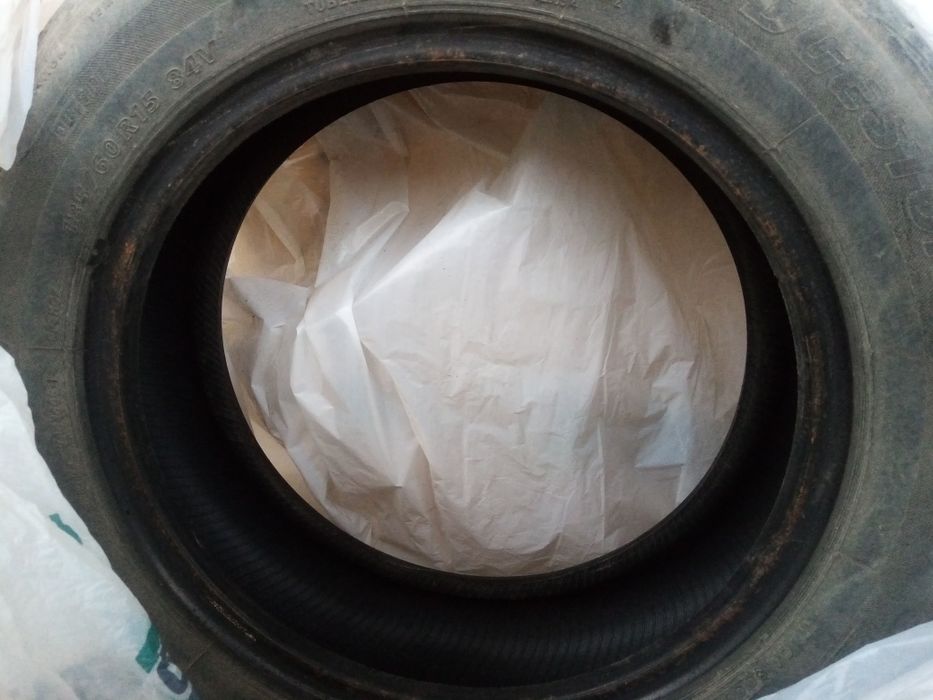 Продам летние шины 185/60 R15