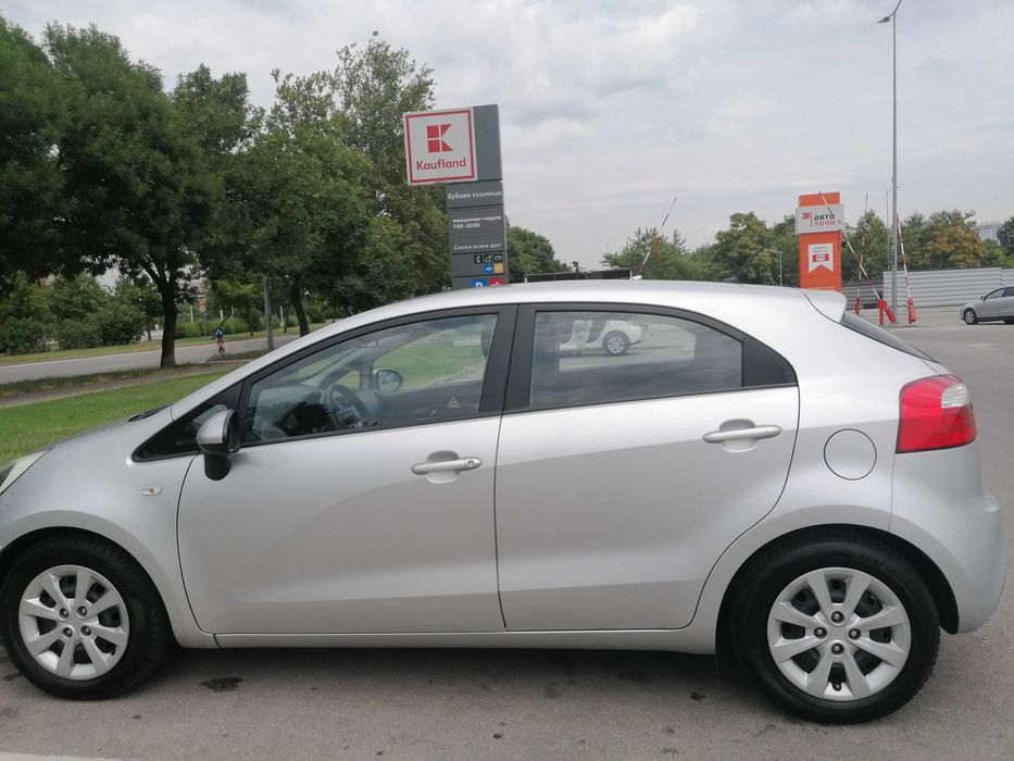 Kia Rio Бензин/Автогаз