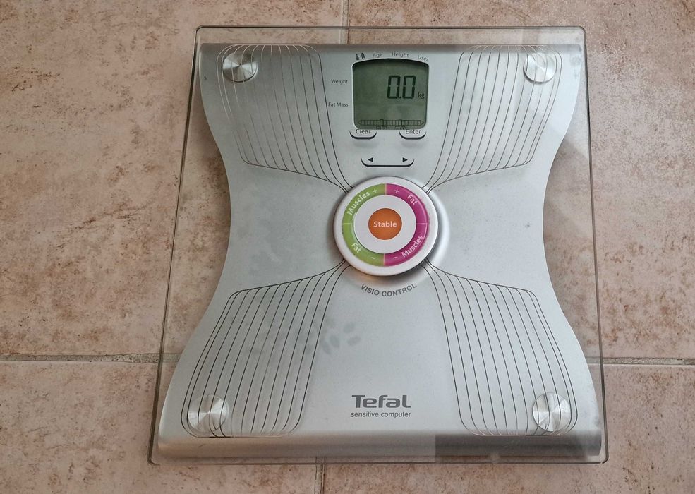 Електронен кантар - Tefal Bodysignal Glass