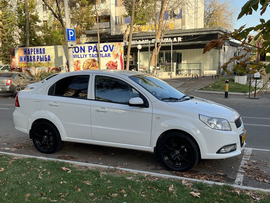Продается Нексия 3 2019 год