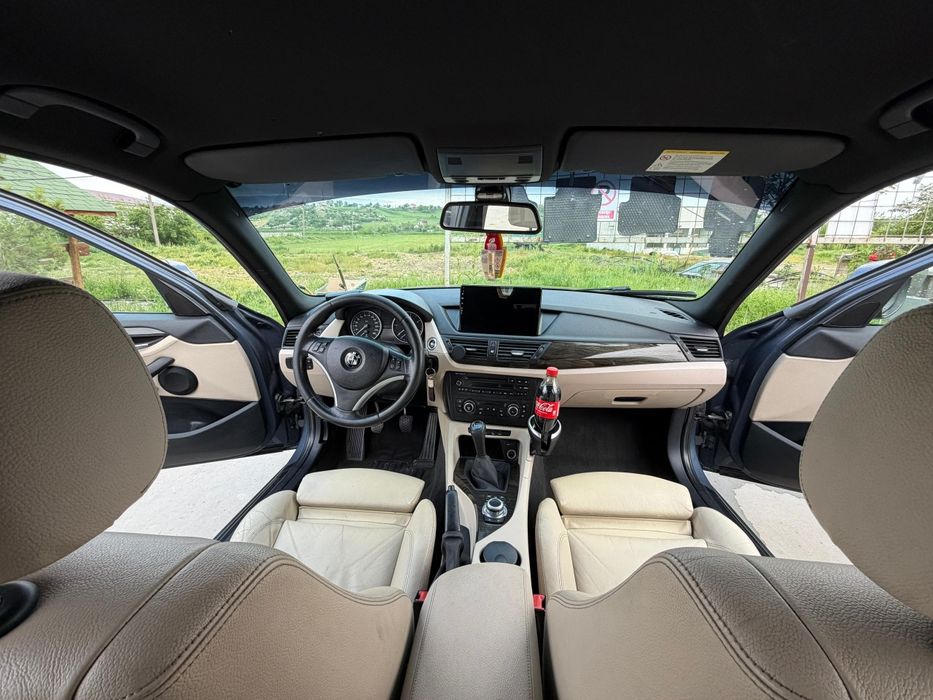 BMW X1 2011 — imagine 5