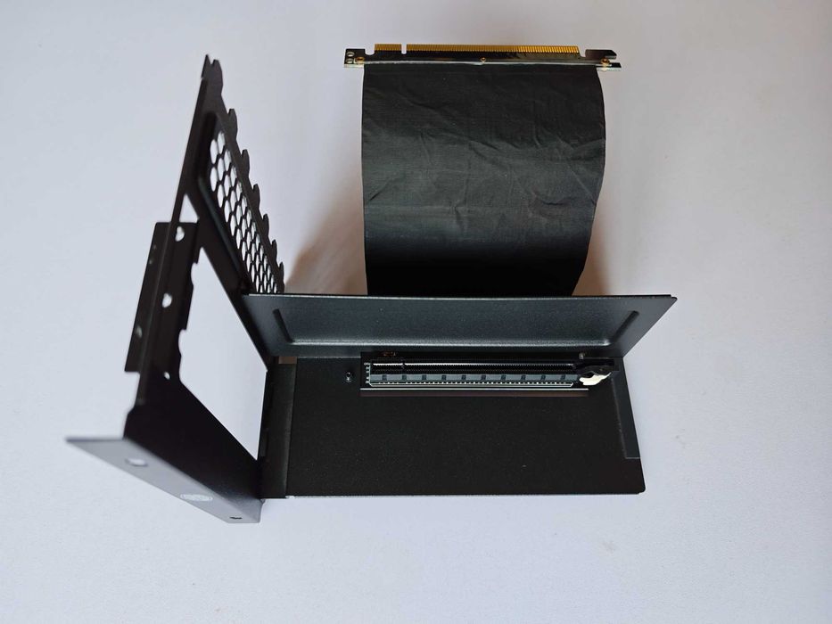 Cooler Master Vertical Graphics Card Holder Kit - riser GPU