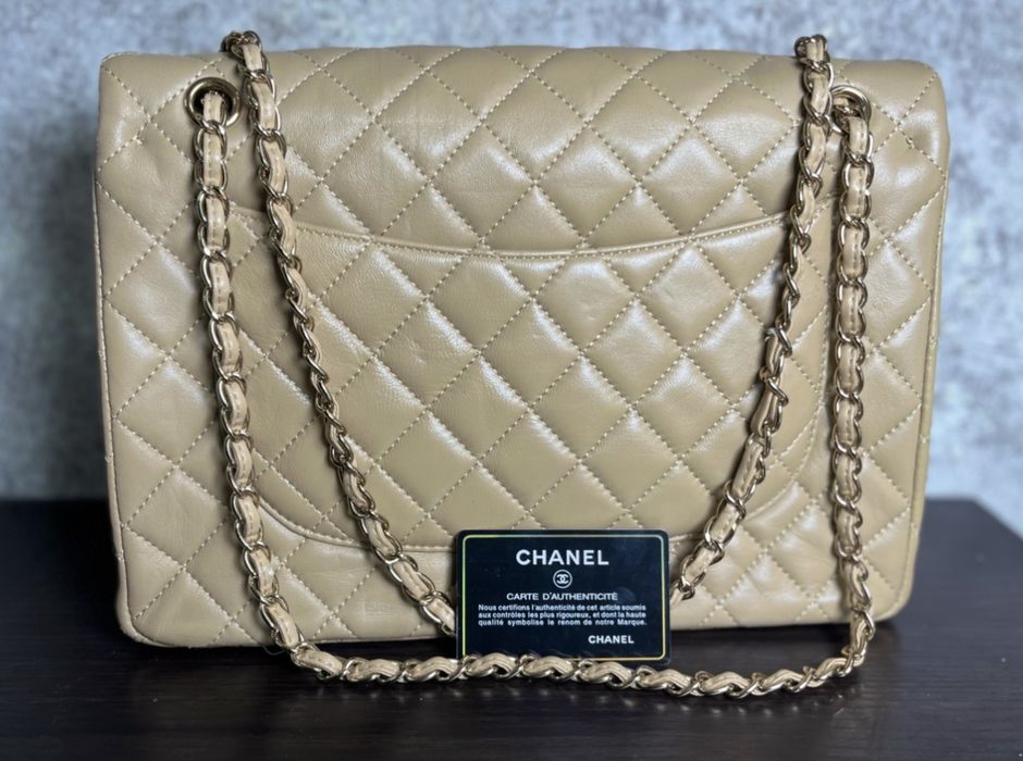 Чанта Chanel със сертификат