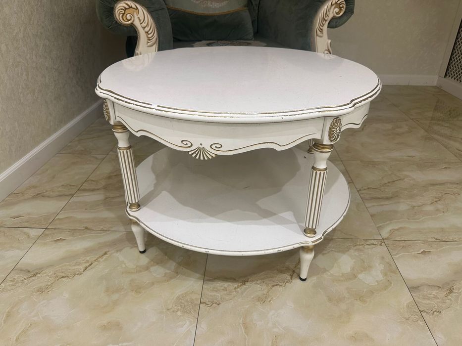 Продам журналный стол