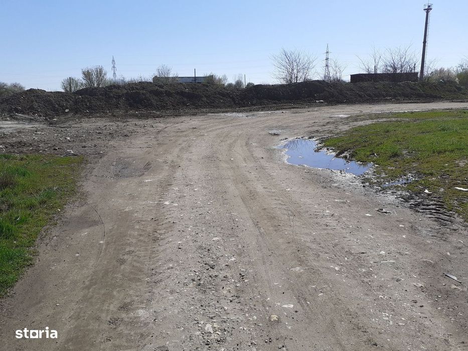 Oltenita - zona blocuri - teren pt constructie zona comerciala