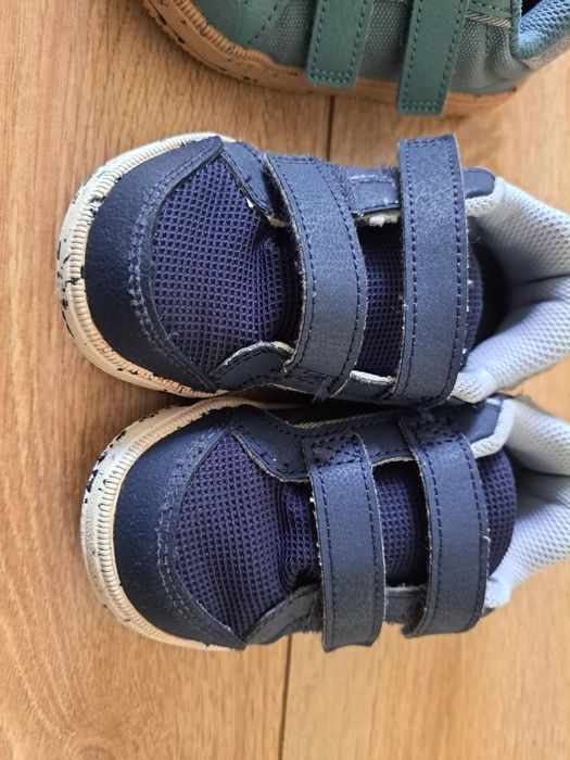 Lot Incaltaminte Dechatlon copii mas 23