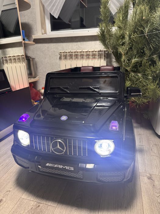 Детская машина Mercedes AMG (Гелик)