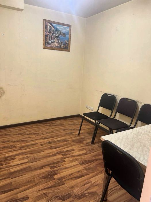 Аренда комерческого помещения,метро Хамза,первая линия!Gold Centr